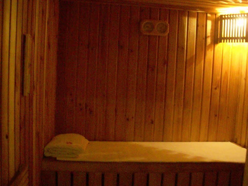 Treehouse Hotel Club & Spa Dharuhera Ngoại thất bức ảnh